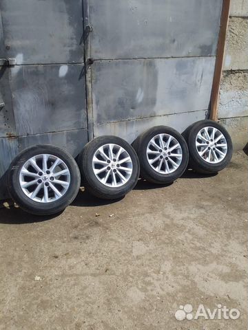 Yokohama G95 215/60 R16