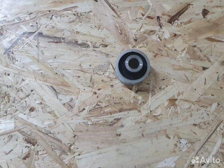 Cайлентблок на заднюю пневмостойку ауди А8 D5