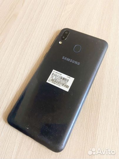 Samsung Galaxy M20, 3/32 ГБ