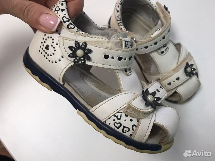 Сандалии детские 22 размер