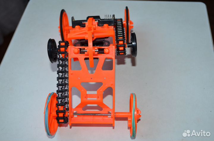 Игрушка на батарейке