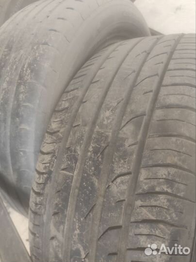 Continental ContiPremiumContact 2 215/55 R17 94V