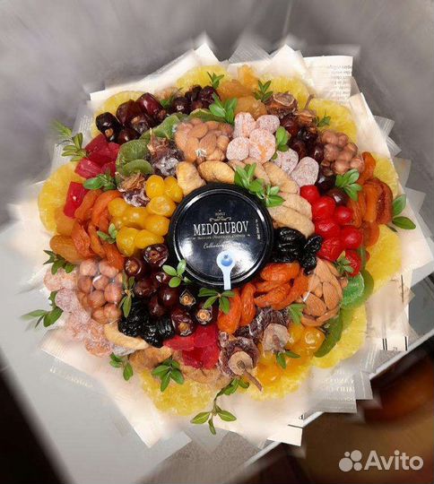 Букет из сухофруктов