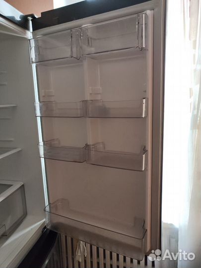 Холодильник LG