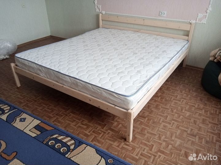 Кровать двуспальная 