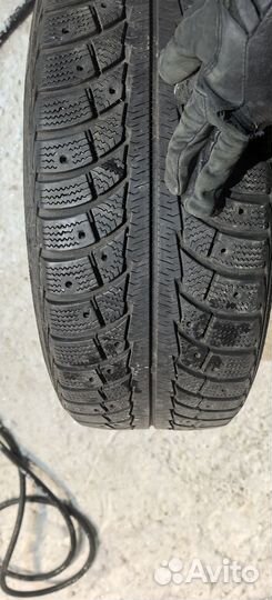 Gislaved Nord Frost 5 205/50 R17