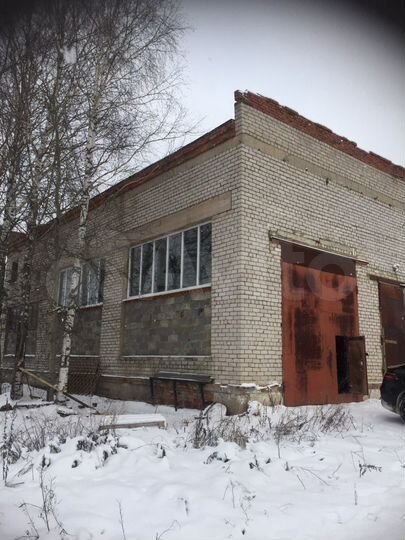 Гараж, > 30 м²