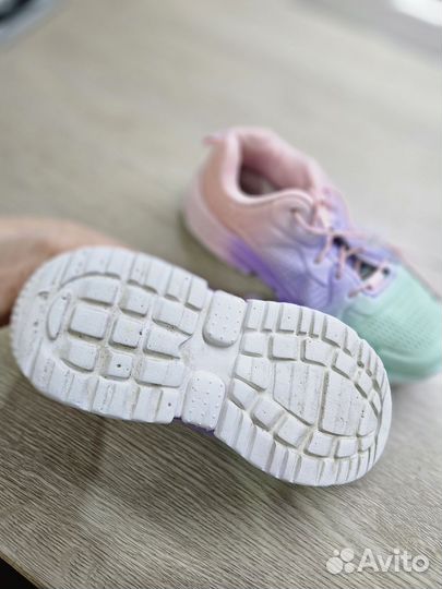 Кроссовки для девочки 31 размер