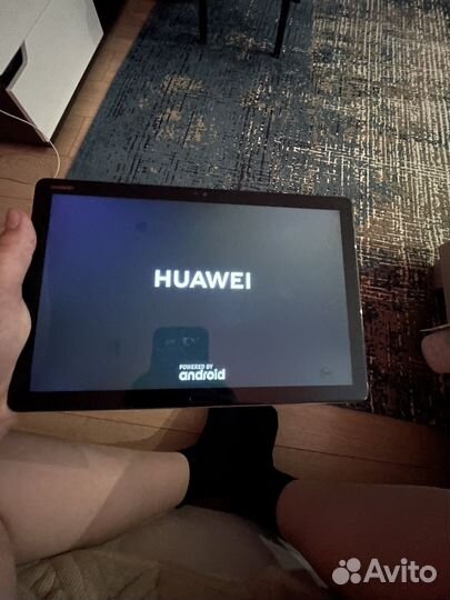 Huawei media m5 lite 10
