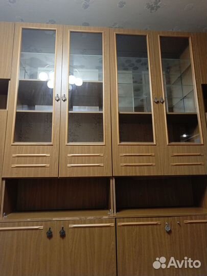 Стенка в гостиную бу