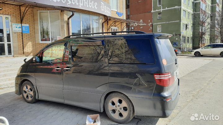 Продольные рейлинги на крышу Toyota Alphard