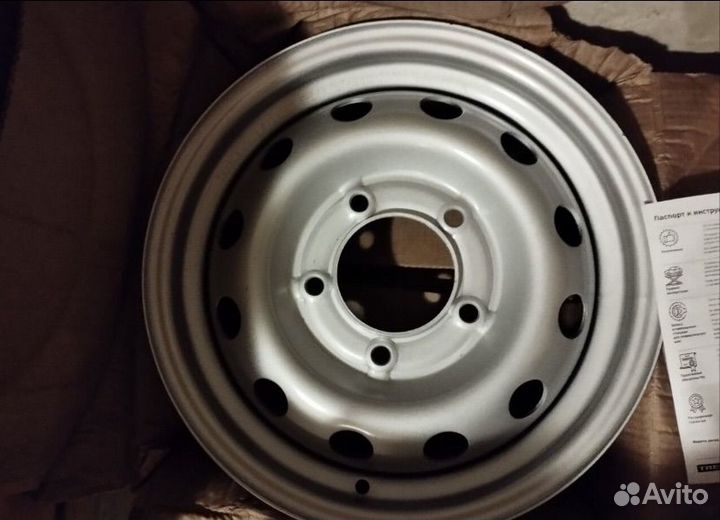 Диск r15 на ниву