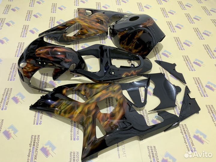 Suzuki gsxr600 / 750 2001-2003 мотопластик обвес