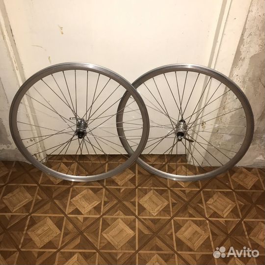 Шоссейные колеса 700с + зап.части