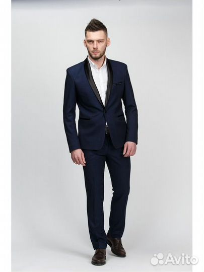 Мужской костюм