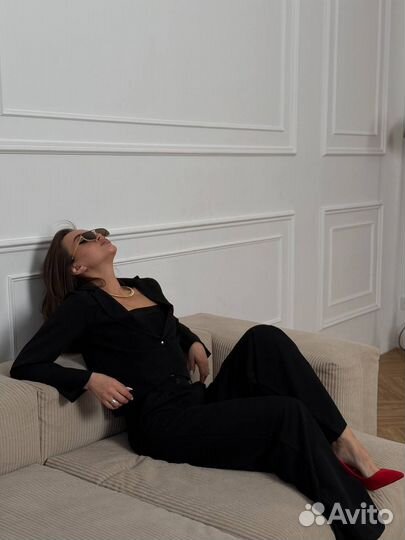 Пиджак с брюками палаццо