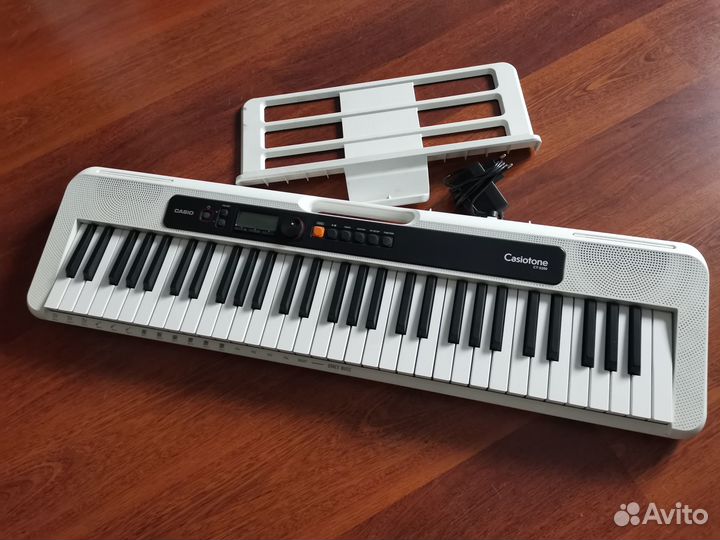 Синтезатор Casio