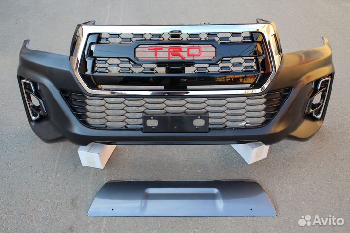 Hilux Pick Up 2015+ Бампер в стиле 2018+ A1DV2
