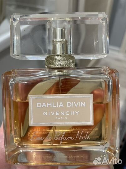 Парфюм givenchy dahlia divin