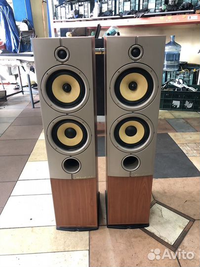 Фронтальные колонки Wharfedale Diamond 8.4