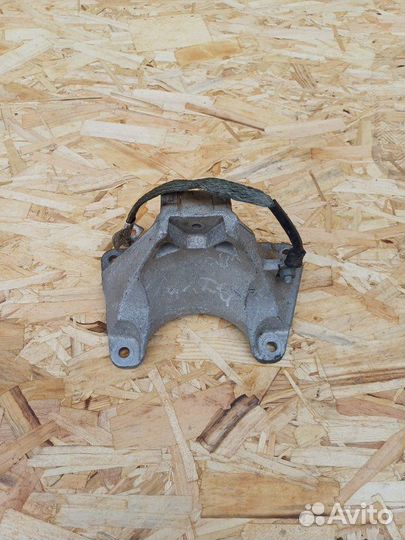 Кронштейн АКПП Bmw 6 F06 N57D30B 2017