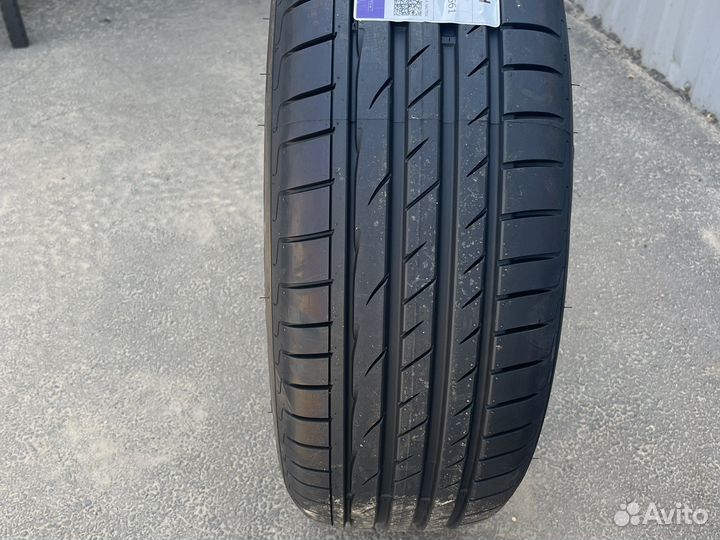 Laufenn S-Fit EQ LK01 215/55 R16 93V