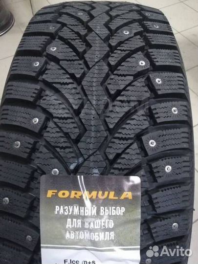 Pirelli Formula Ice 215/65 R16 98T