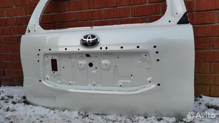 Дверь багажника Toyota Land Cruiser Prado 150 2013