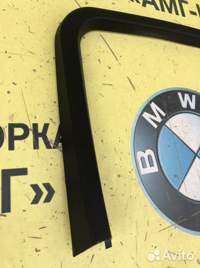 Mercedes W292 обшивка арки стекла зад R