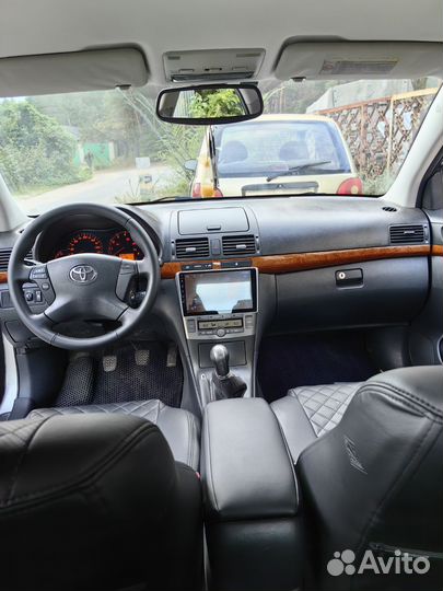 Toyota Avensis 1.8 МТ, 2006, 270 000 км