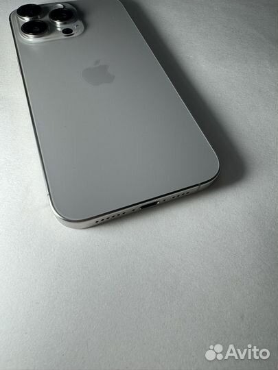 iPhone 15 Pro Max, 256 ГБ