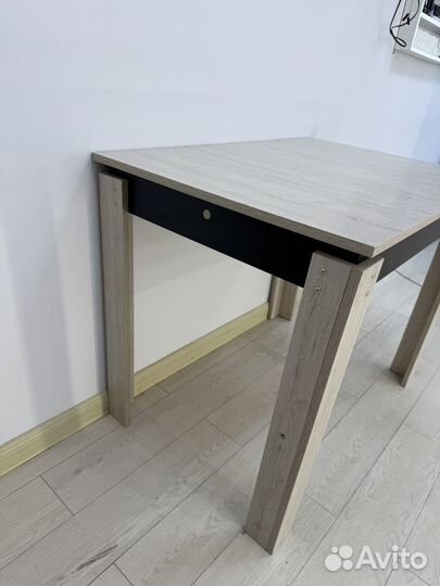 Кухонный стол бу