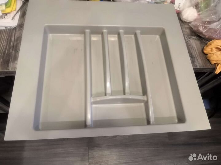 Лоток для столовых приборов