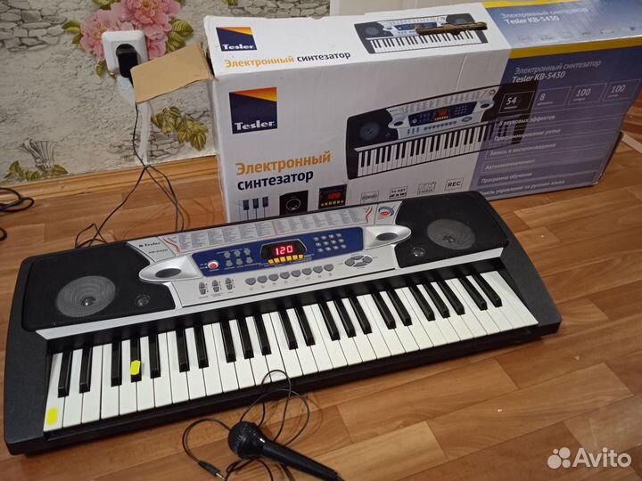 Синтезатор tesler kb-5430