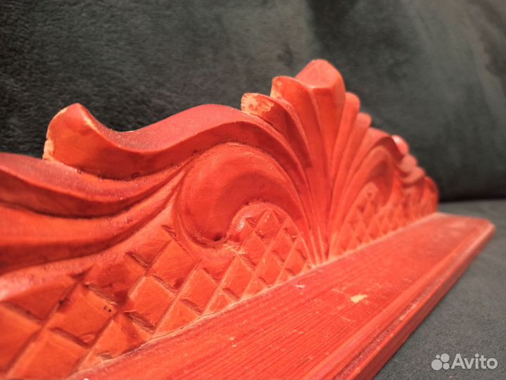 Деревянное резное навершие