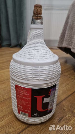 Бытулка, штоф, графин, ваза