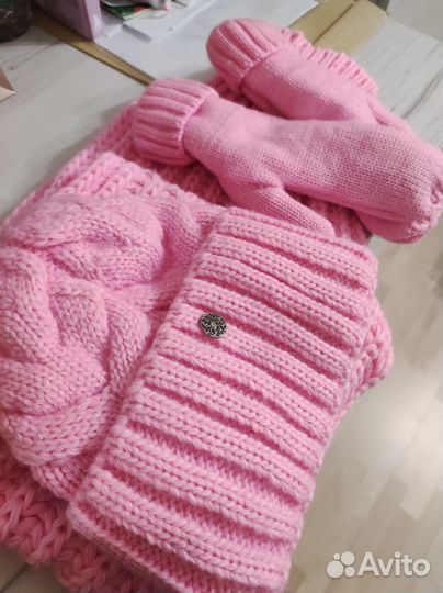 Зимний набор(шапка, варежки, шарф)