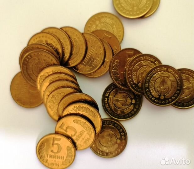 Узбекские монеты 1,3 и 5 тийин 1994г плюс банкноты