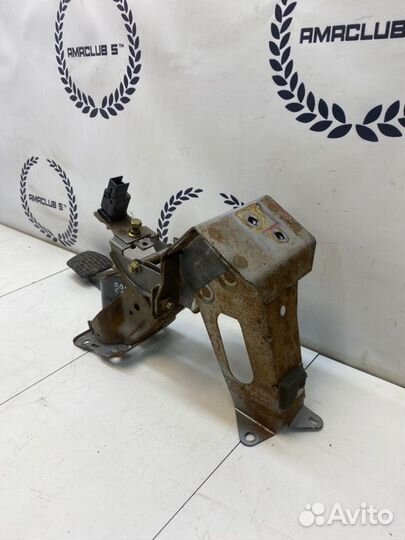 Педаль тормоза Mazda 6 Gg седан 2.0 2005