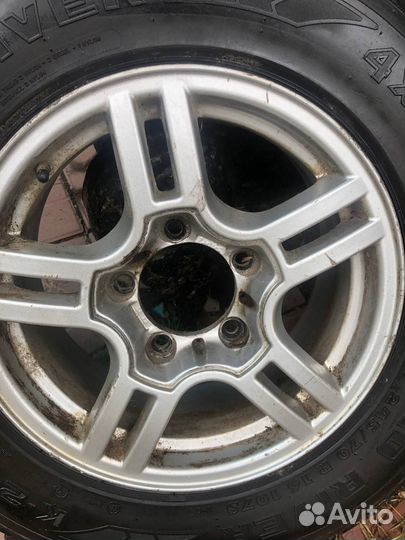 Литой диск r 16 на УАЗ