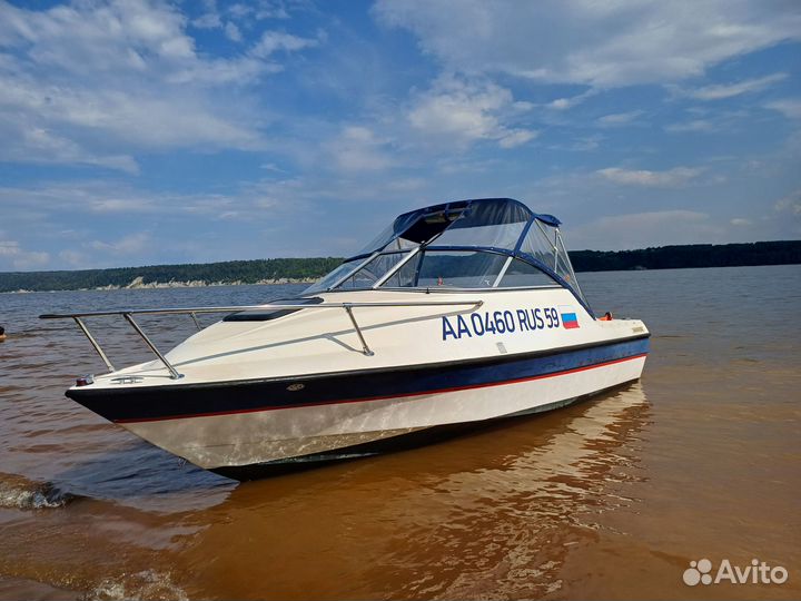 Катер Bayliner