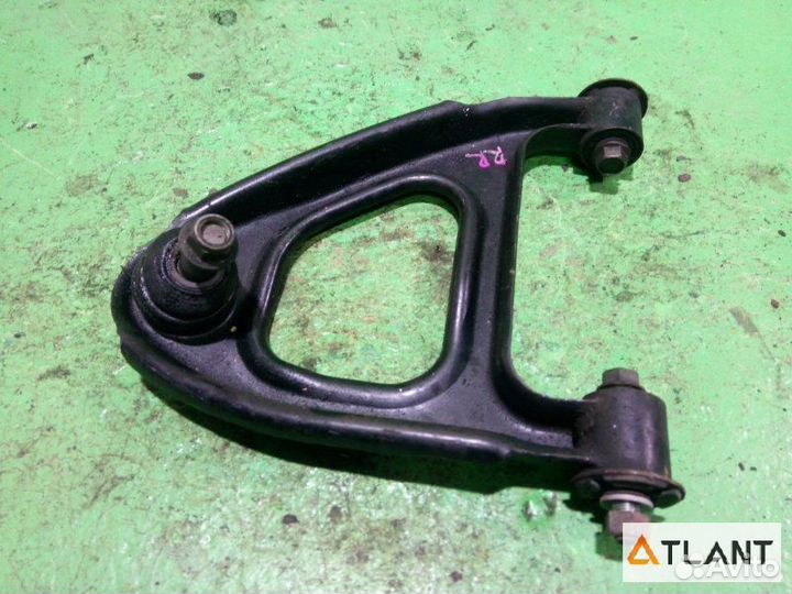 Рычаг задний правый toyota mark II