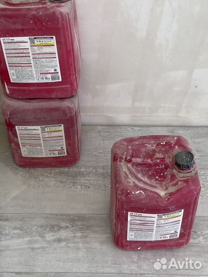 Шпаклевка полимерная суперфинишная Axton 25 кг