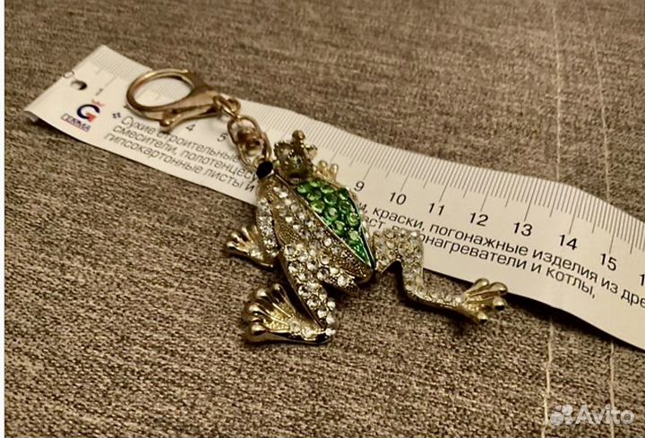 Брелок - Лягушка со стразами