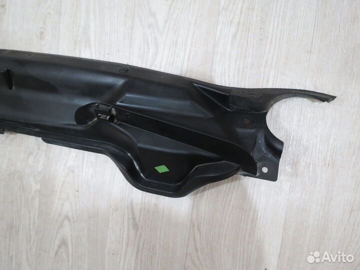 Планка под лобовое стекло Opel Astra J