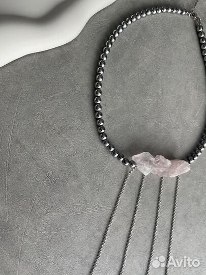 Колье из кварца и гематита