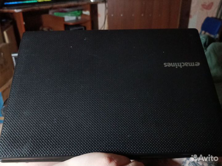 Ноутбук Emachines d528