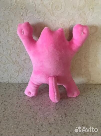 Кот на присосках Саймон