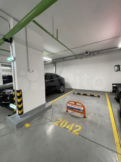 Машиноместо, 14 м²