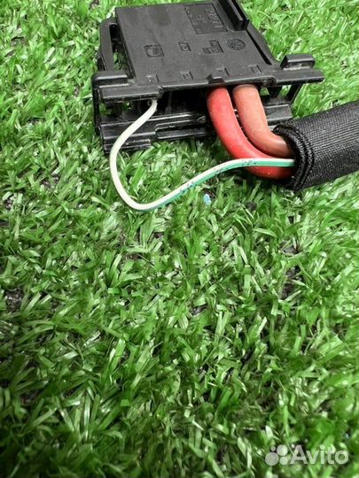 Разъем регулятора моторчика печки